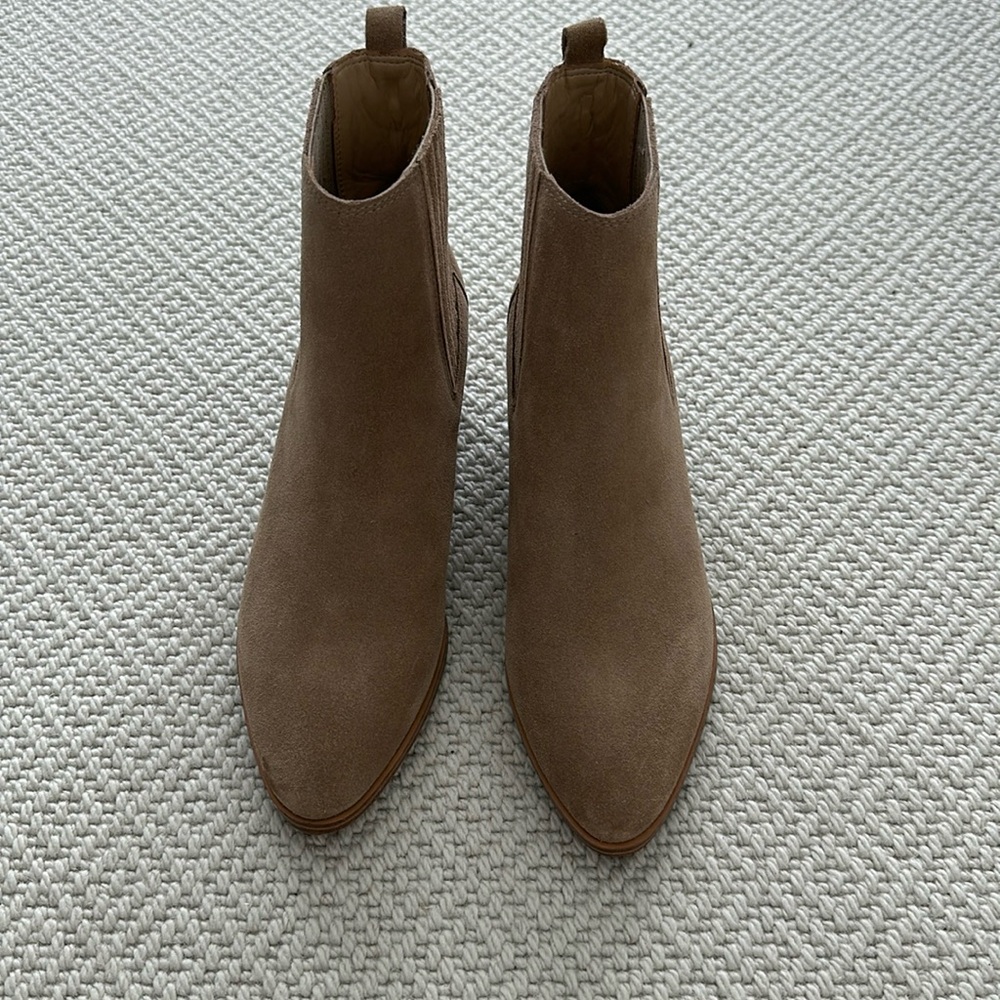 Nine West suede beige booties in size 6.